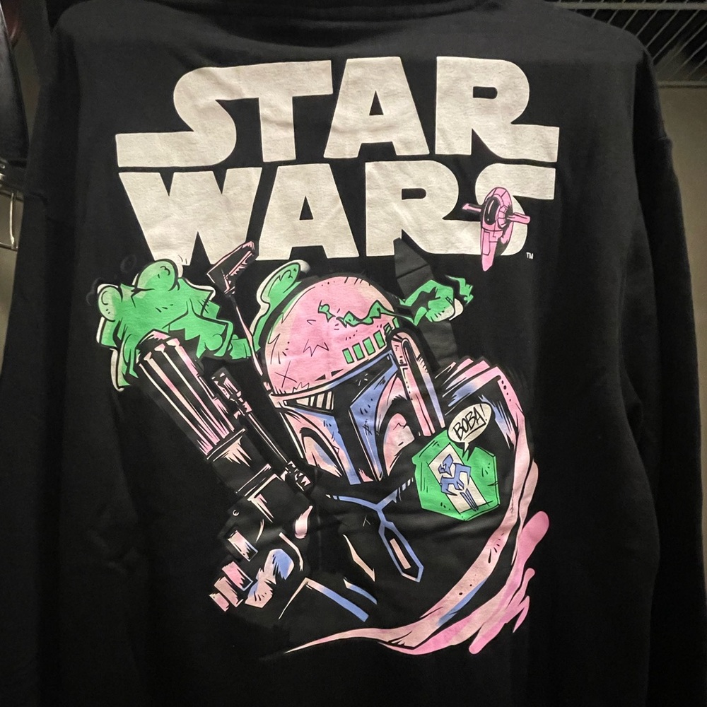 New With Tags Disney Star Wars Size Large Pullover Hooded Sweatshirt